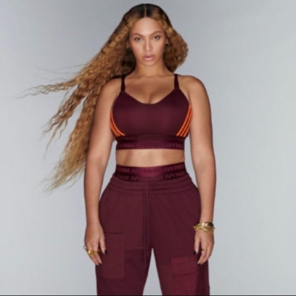 Adidas IVY Park - Sports Bra